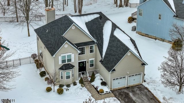 49 Clydesdale Rd, Scotch Plains Twp., NJ 07076