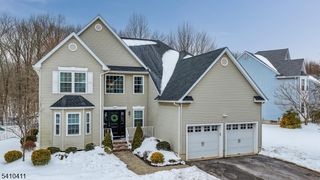 49 Clydesdale Rd, Scotch Plains Twp., NJ 07076