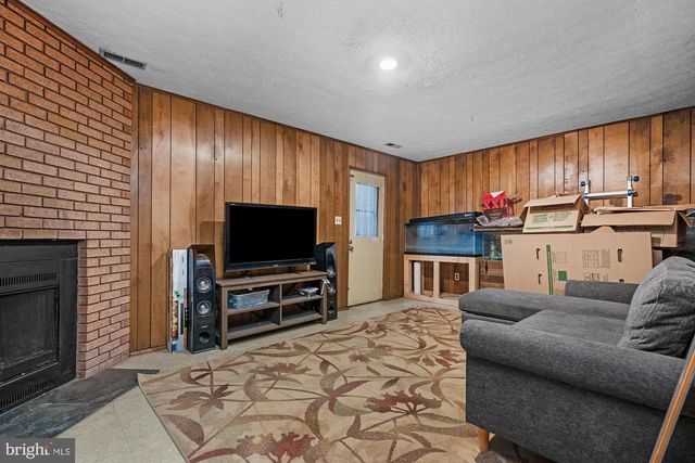 9238 BELLBECK RD, Parkville, MD 21234