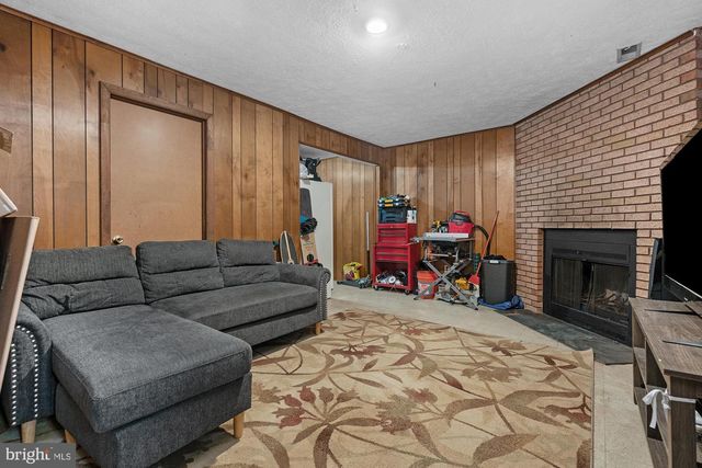 9238 BELLBECK RD, Parkville, MD 21234