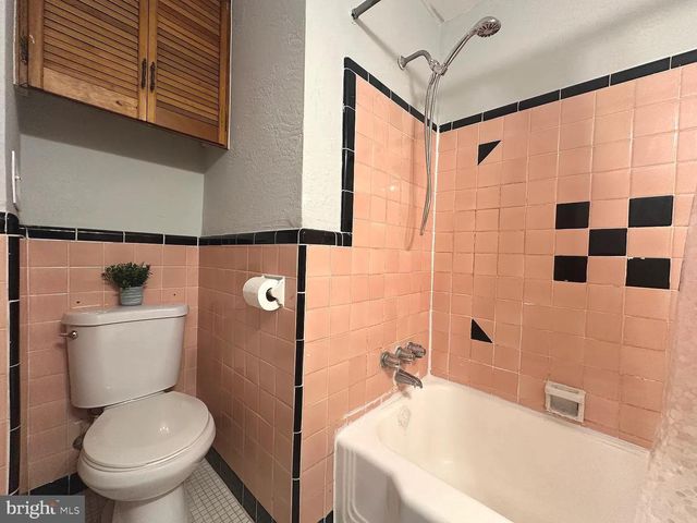 5703 CHARLES ST, Philadelphia, PA 19135