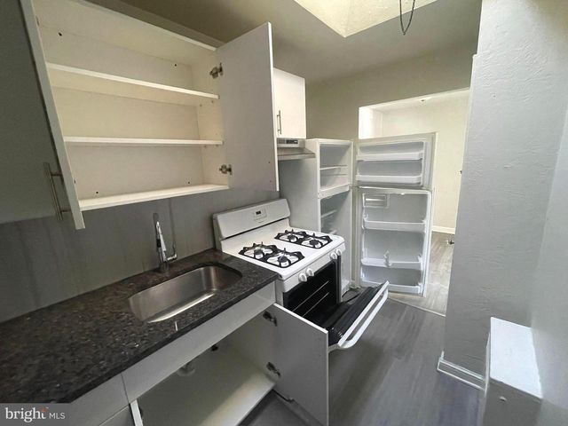 5703 CHARLES ST, Philadelphia, PA 19135