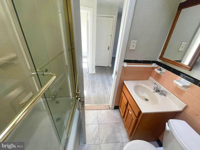 5703 CHARLES ST, Philadelphia, PA 19135