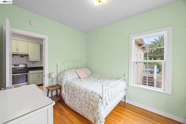 1811 Lincoln Avenue, Alameda, CA 94501