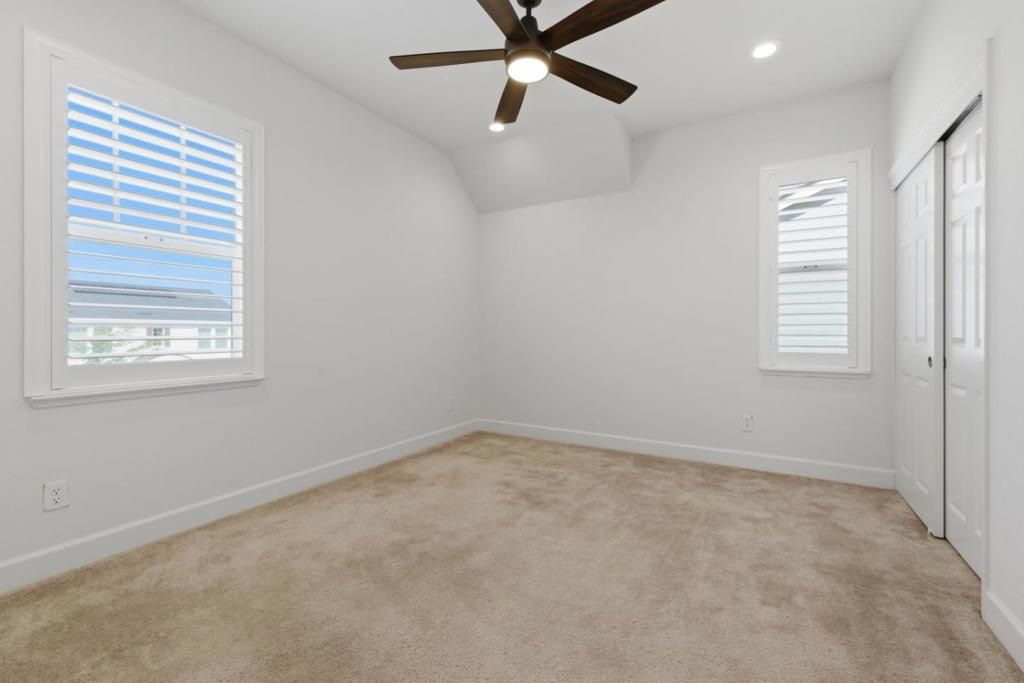 Image 21 of property listing at 3004 Ellis Town Drive, Tracy, CA 95377