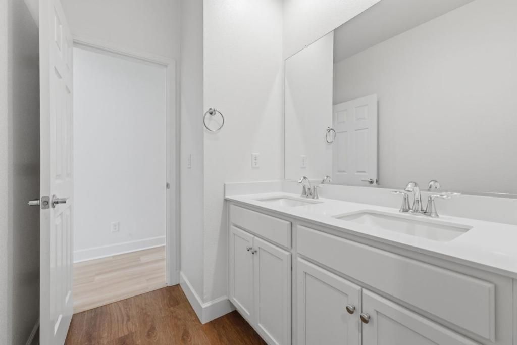 Image 26 of property listing at 3004 Ellis Town Drive, Tracy, CA 95377