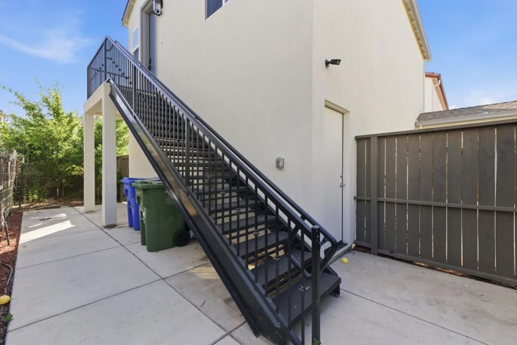Image 40 of property listing at 3004 Ellis Town Drive, Tracy, CA 95377