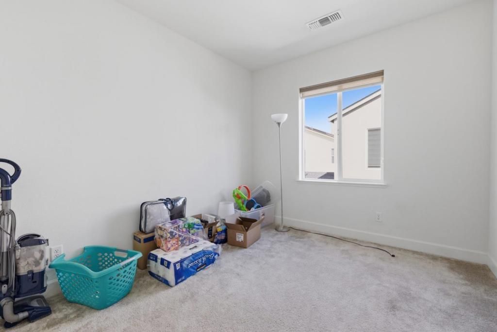 Image 45 of property listing at 3004 Ellis Town Drive, Tracy, CA 95377