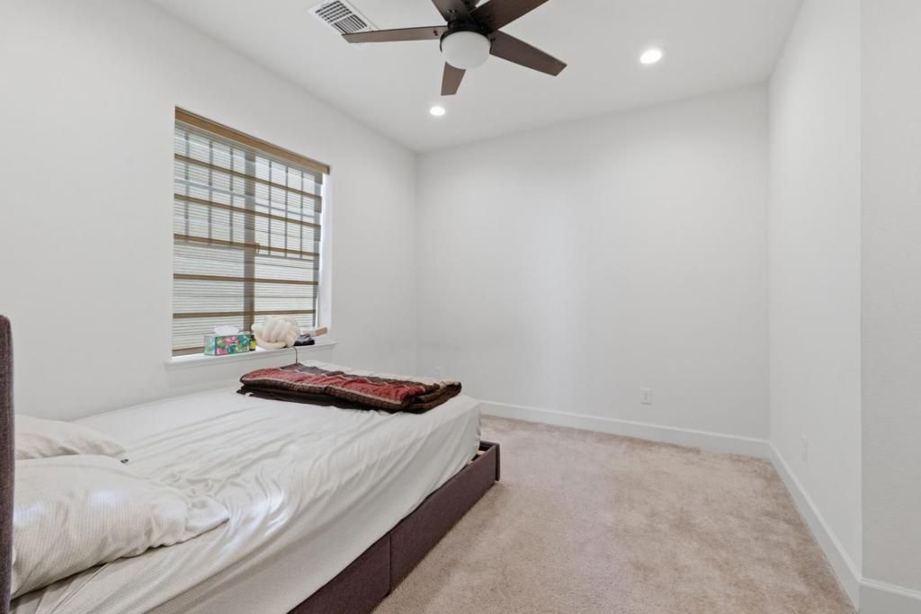 Image 49 of property listing at 3004 Ellis Town Drive, Tracy, CA 95377