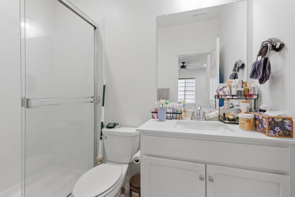 Image 51 of property listing at 3004 Ellis Town Drive, Tracy, CA 95377