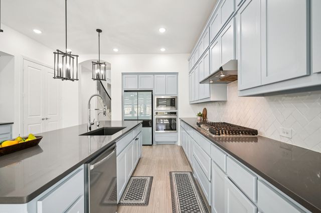 3524 Mescalbean Drive, Mckinney, TX 75071