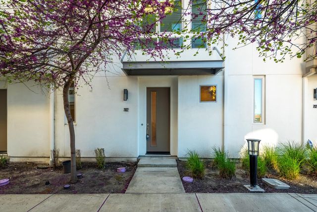 7922 Regional Common, Dublin, CA 94568