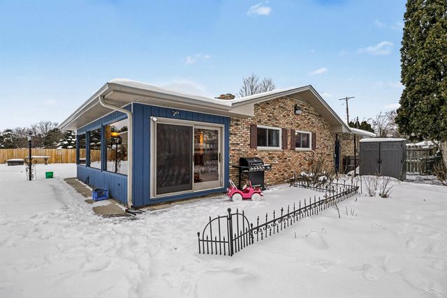 2247 Mayfield Road, Saginaw, MI 48602