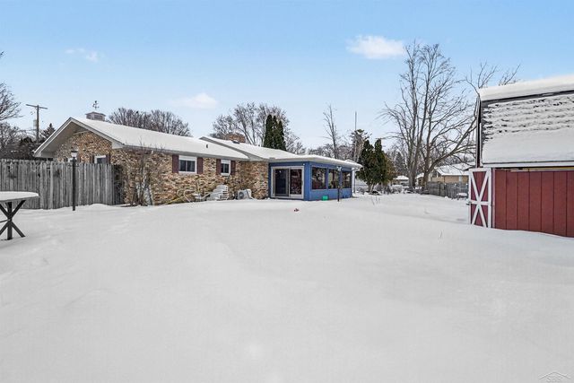 2247 Mayfield Road, Saginaw, MI 48602