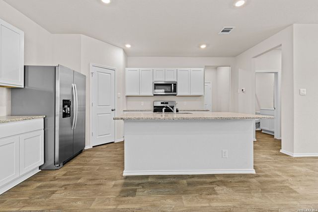 118 Pigeon Green, San Antonio, TX 78253