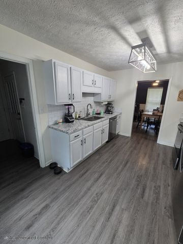 124 Penny Ln, Jackson, TN 38301