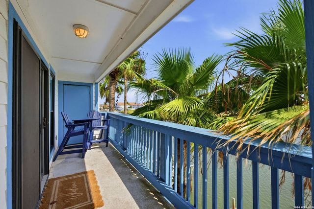 14434 E Cabana St #302, Corpus Christi, TX 78418