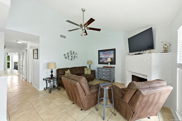 14434 E Cabana St #302, Corpus Christi, TX 78418