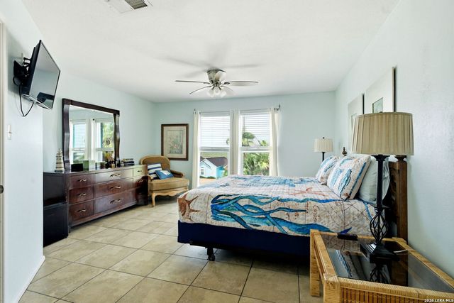 14434 E Cabana St #302, Corpus Christi, TX 78418