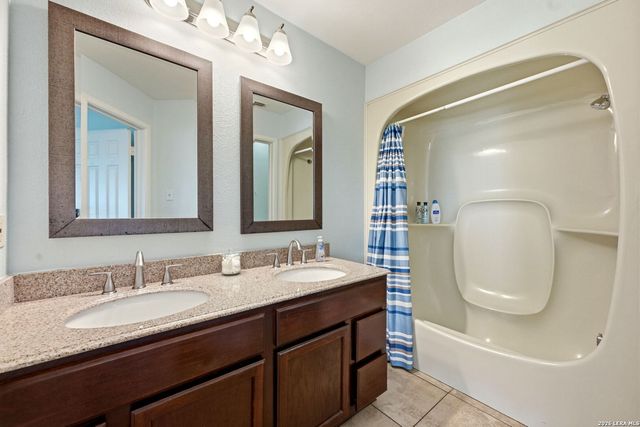 14434 E Cabana St #302, Corpus Christi, TX 78418