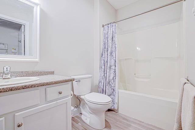 4 Henry David Dr Unit 103, Nashua, NH 03062