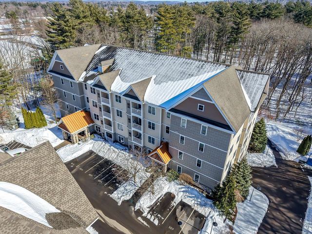 4 Henry David Dr Unit 103, Nashua, NH 03062