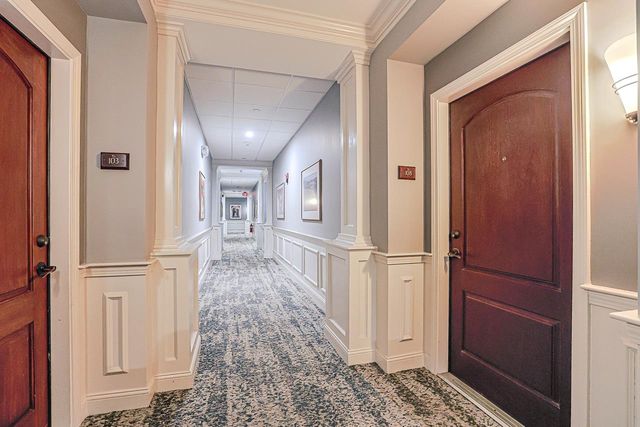 4 Henry David Dr Unit 103, Nashua, NH 03062