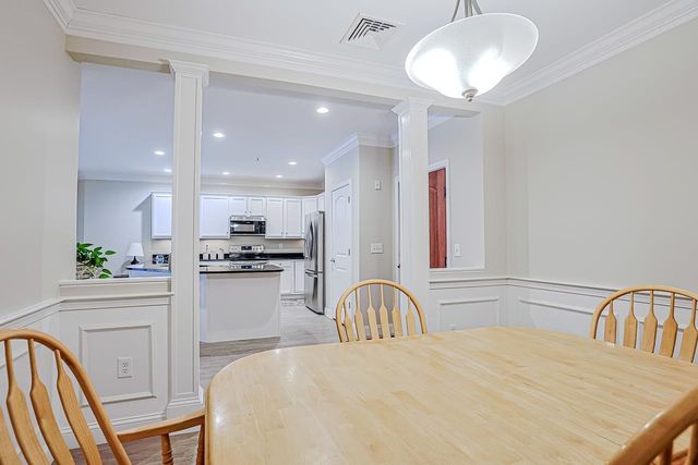 4 Henry David Dr Unit 103, Nashua, NH 03062