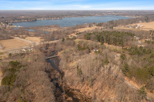 12952 Bowen Lake Drive, Gowen, MI 49326