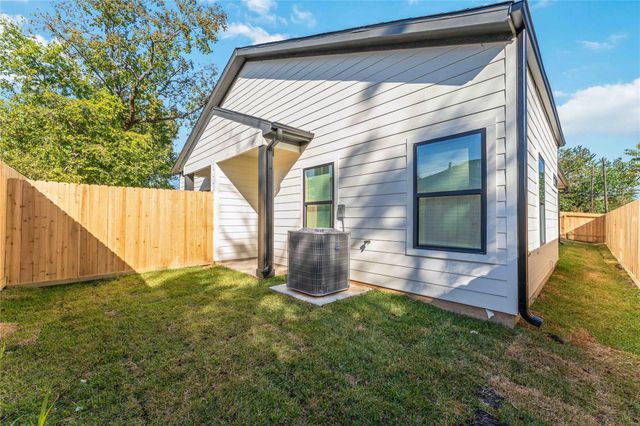 8318 Brandon Street, Houston, TX 77051