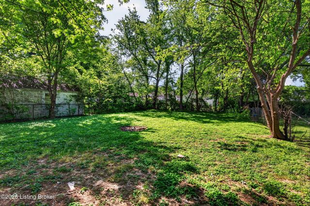 1708 Sonne Ave, Louisville, KY 40216