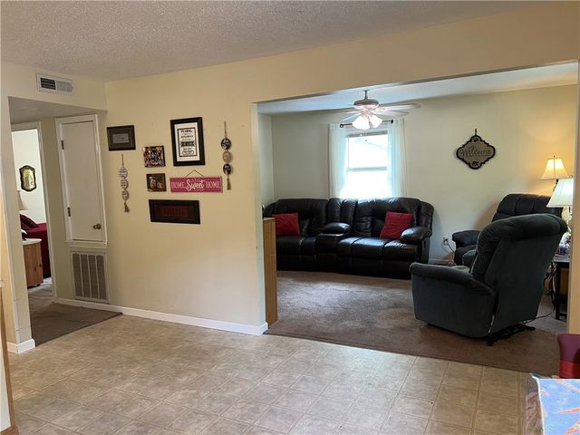 3605 W Overland Circle, Harrison, AR 72601
