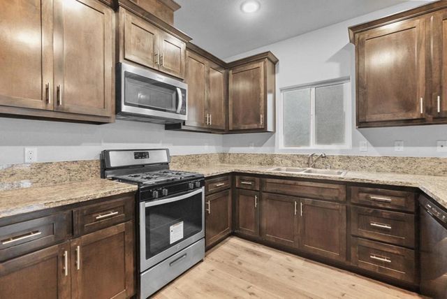 683 Granada Court, Merced, CA 95341