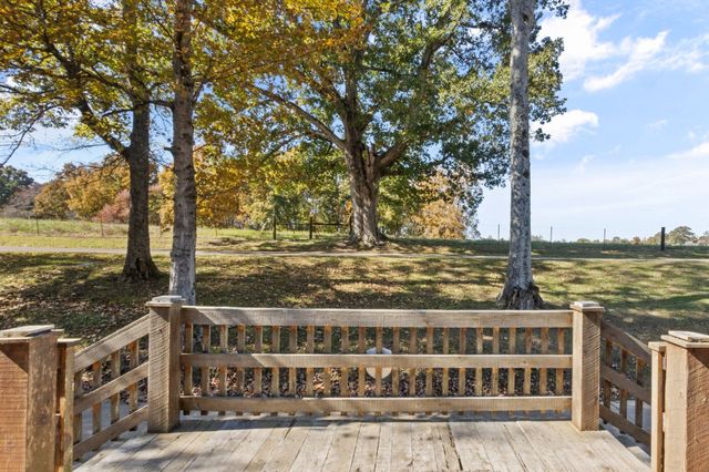 784 Damron Rd, Lynchburg, TN 37352