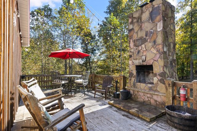 784 Damron Rd, Lynchburg, TN 37352