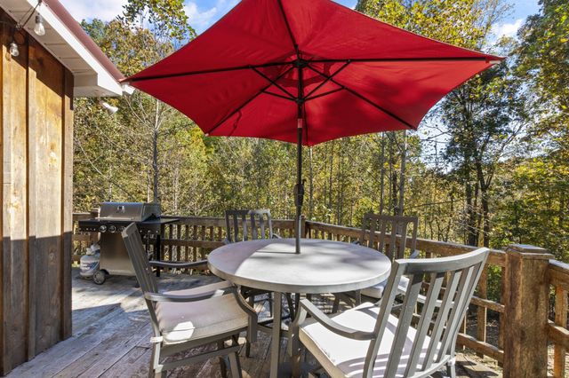 784 Damron Rd, Lynchburg, TN 37352