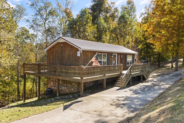 784 Damron Rd, Lynchburg, TN 37352