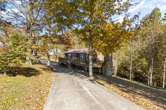 784 Damron Rd, Lynchburg, TN 37352