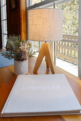 784 Damron Rd, Lynchburg, TN 37352