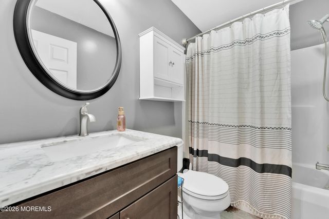 49 Flannigan Drive, Howell, NJ 07731