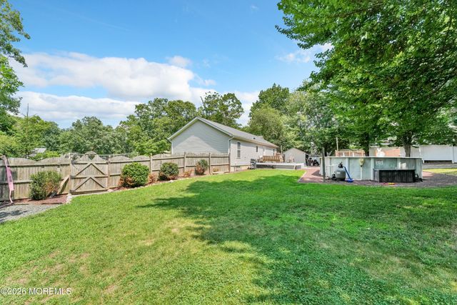 49 Flannigan Drive, Howell, NJ 07731