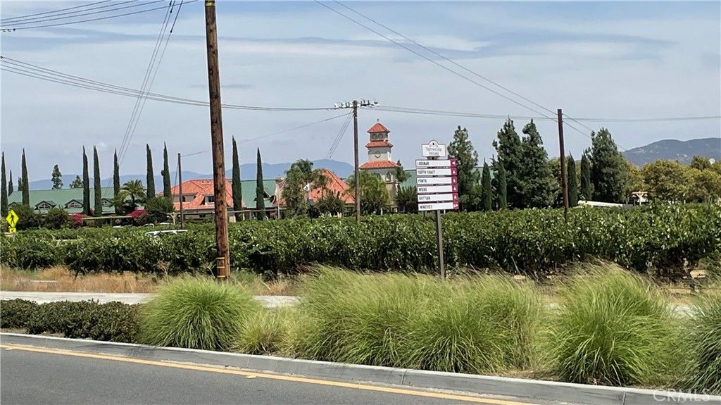 Image 11 of property listing at 4 Rancho California Road, Temecula, CA 92592