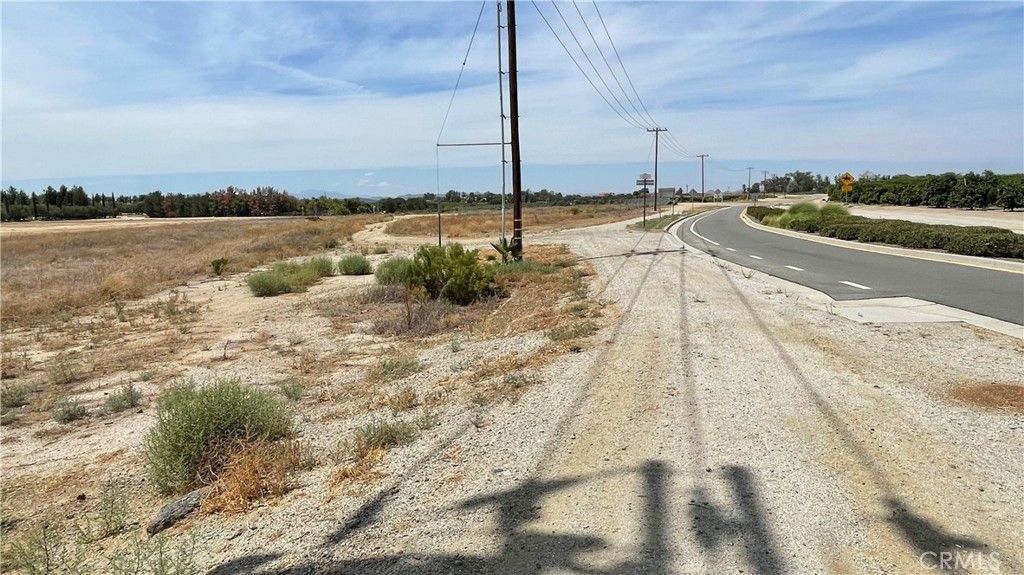 Image 14 of property listing at 4 Rancho California Road, Temecula, CA 92592
