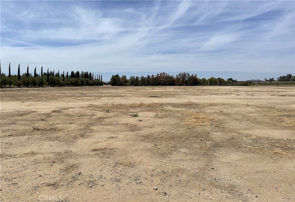 Image 7 of property listing at 4 Rancho California Road, Temecula, CA 92592