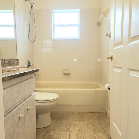 7501 JESSAMINE DRIVE, Lakeland, FL 33810