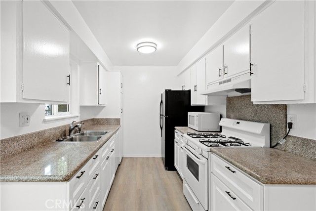11138 Aqua Vista 55, North Hollywood (los Angeles), CA 91602