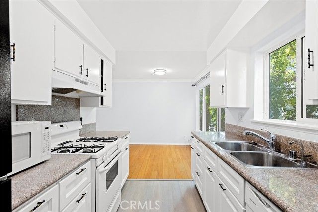 11138 Aqua Vista 55, North Hollywood (los Angeles), CA 91602