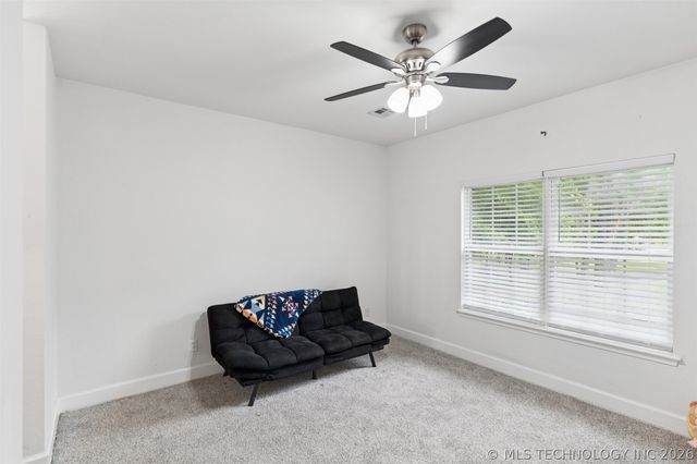 9800 E 510 Road, Claremore, OK 74019