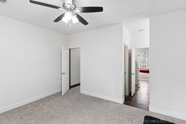 9800 E 510 Road, Claremore, OK 74019