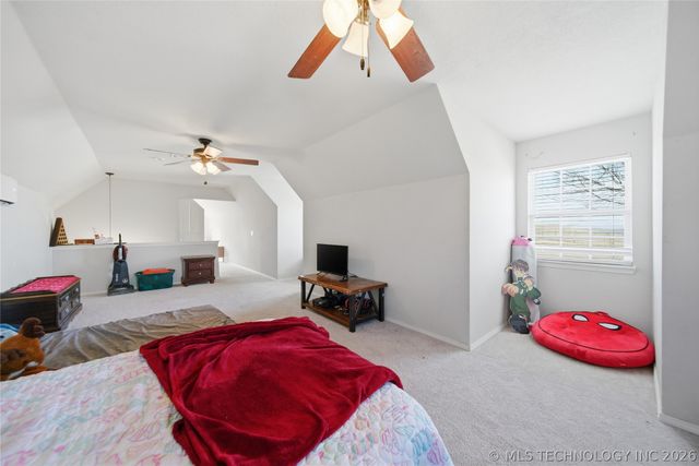9800 E 510 Road, Claremore, OK 74019